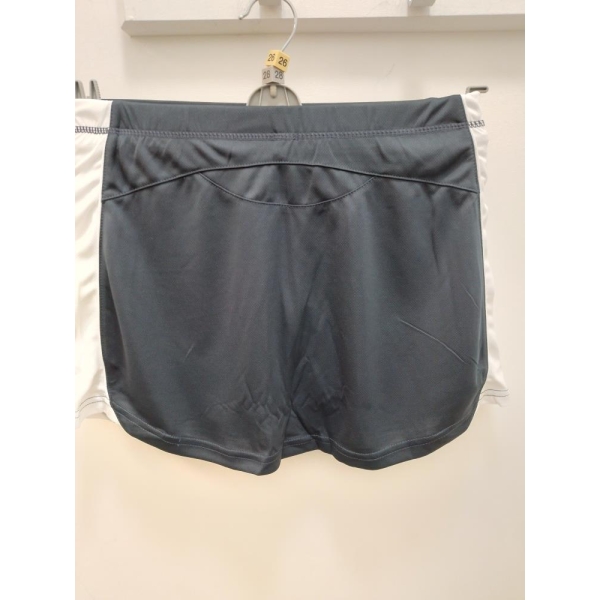 P E Skort